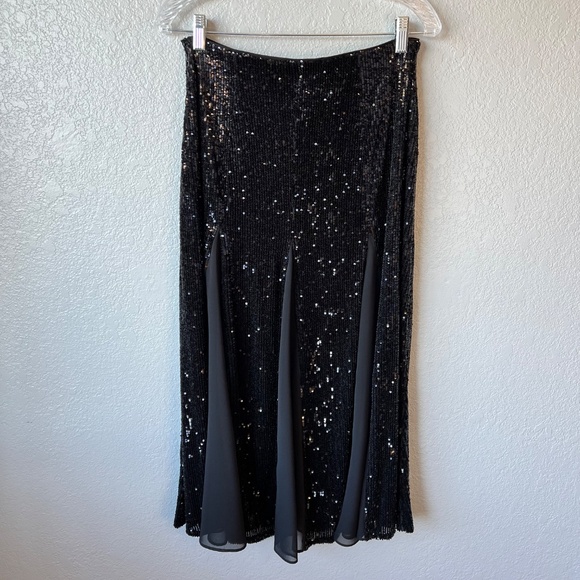Express Sequined Midi Skirt with Sheer Panels - Picture 5 of 11